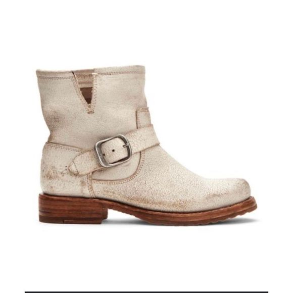Frye Shoes - Frye Veronica Distressed Crackle Leather Booties in Women’s Size 6B
